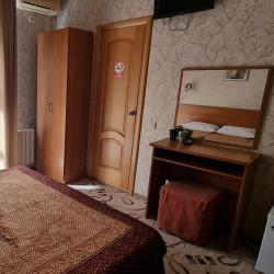 Комната стандарт с 1 двуспальной кроватью и балконом №1