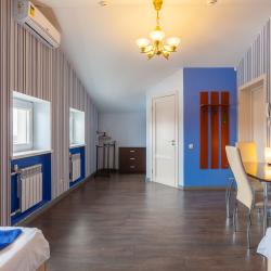 Фото Отель House on Potapova (Гостевой дом на Потапова)