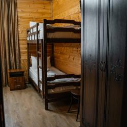 Комната комфорт с 1 двуспальной и 1 двухъярусной кроватью