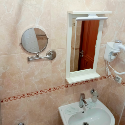 Номер стандарт с 2 односпальными кроватями (с завтраком)