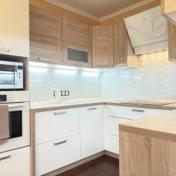 Фото Апартаменты на улице Газовиков 25 корпус 3