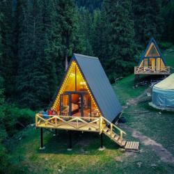 Фото Отель Zhyluu Suu Karakol Resort (Жылуу Суу Резорт)