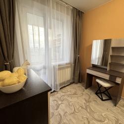 3-комнатные апартаменты стандарт Квартира ApartLand в центре города