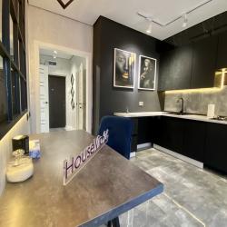 Фото Апартаменты Housevip на улице Матрены Наздрачевой 3/1