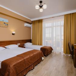 Фото Отель Family Pride Inn (Фэмили Прайд Инн)