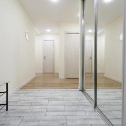 Фото Отель Версаль на бульваре Олега Волкова