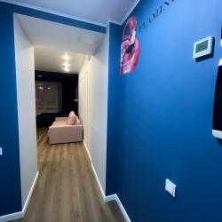 Фото Отель YellowPin Apartments (Йелоупин Апартментс)