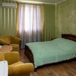 Номер стандарт с 1 двуспальной кроватью