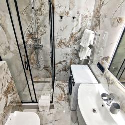 Фото Отель на три ночи на улице Аллея Челтенхема 18