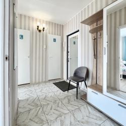 Фото Апартаменты InRoomSPb на улице Энгельса 141/36