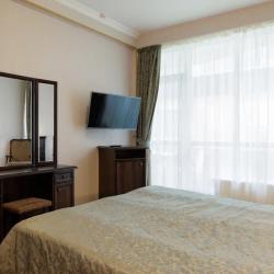 Люкс улучшенный (с балконом)