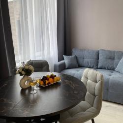 Фото Апартаменты на улице Петра Полушкина 4