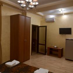 Номер эконом с 1 двуспальной кроватью