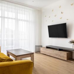 3-комнатные апартаменты улучшенные Apartments near the park