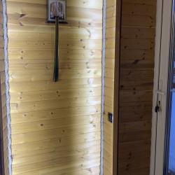 Коттедж улучшенный с 1 двуспальной кроватью Деревянный дом