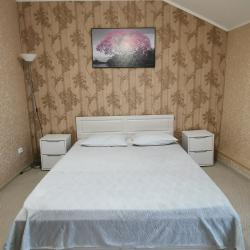 Номер стандарт с 2 односпальными кроватями и дополнительным местом