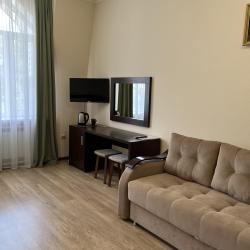 Фото Отель Mountains (Маунтинс)