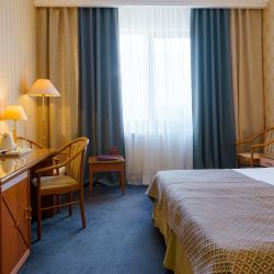 Номер стандарт комфорт с 1 двуспальной кроватью