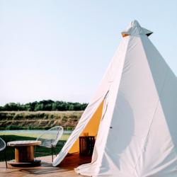 Фото Отель Ostrov camp (Остров Кемп)