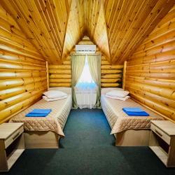 Номер стандарт с 2 односпальными кроватями (боковой)