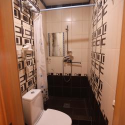 Номер стандарт семейный с 2 односпальными и 1 двуспальной кроватью