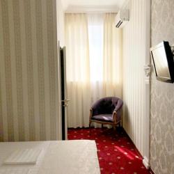 Номер стандарт с 1 двуспальной кроватью