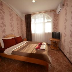 Комната делюкс с 1 двуспальной кроватью, балконом и видом на море