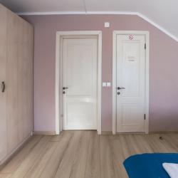 Номер стандарт с 1 двуспальной кроватью