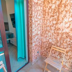 Фото Апартаменты на улице Нижнеимеретинская 143