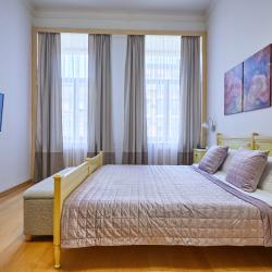 Фото Отель FlatStay Достоевского 38 | 3шка на 8 человек в Петербургском стиле