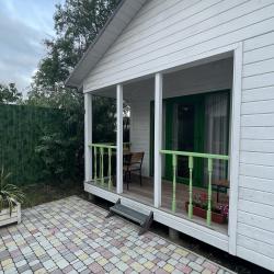 Фото Отель Домики на Школьной