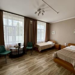 Номер люкс с 2 односпальными кроватями