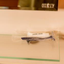 2-местный номер стандарт с 1 двуспальной кроватью