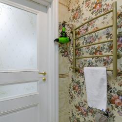 Квартирное бюро Крылья на улице Ивана Франко 7  — c9b81cf61e9653621486ad1d3accabc2