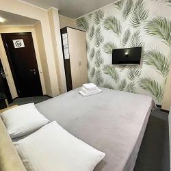 VeryHotel — c9ba89c65ac1be1c5d0271d1c31878a8