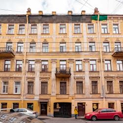 Номер стандарт с 1 двуспальной кроватью