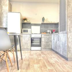 Фото Отель Harmonia Apartments (Гармония Апартментс) на улице Клементины Черчелль 5
