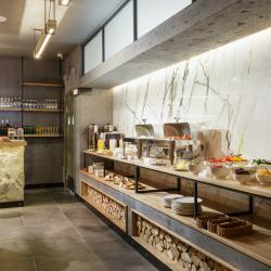 Фото Отель Country Hills Resort (Кантри Хиллс Резорт)