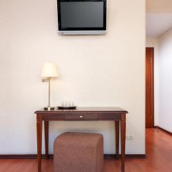 Номер стандарт с 2 односпальными кроватями (мансарда)