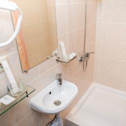 Номер улучшенный с 1 двуспальной кроватью