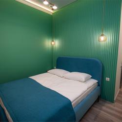 Номер улучшенный с 1 двуспальной кроватью Фисташковый