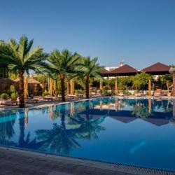 Фото Отель Cross Resort (Кросс Ресорт)