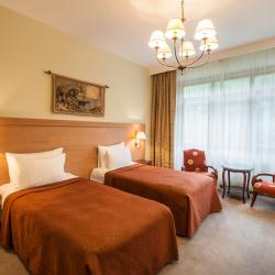 Номер делюкс с 2 односпальными кроватями