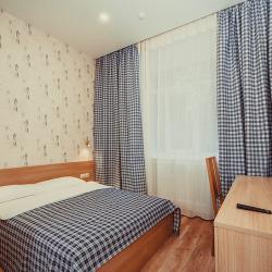 Номер стандарт с 1 двуспальной кроватью