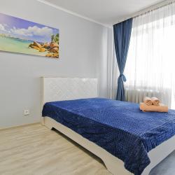 Фото Отель LovelyHome 39 на улице Александра Суворова 25