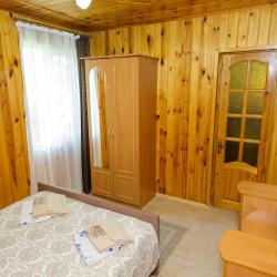 2-комнатная комната люкс с 1 двуспальной кроватью
