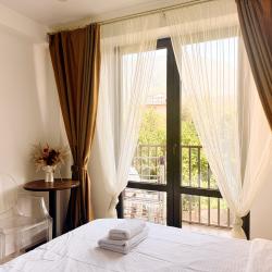 1-комнатные апартаменты студия Вознесенская 3а/17