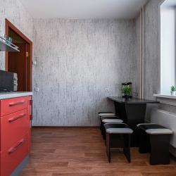 Фото Апартаменты на улице Титова 240/1