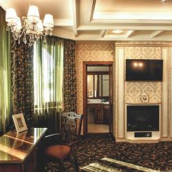 Фото Отель Люкс