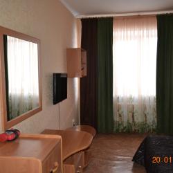 Номер стандарт улучшенный с 1 двуспальной кроватью